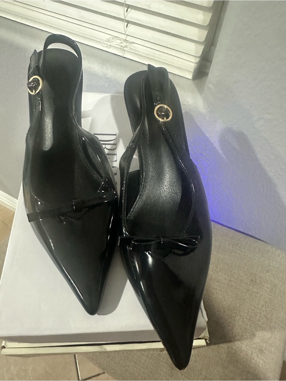 Dream Pairs Black Patent Pointed Slingback Flats with Bow Accent